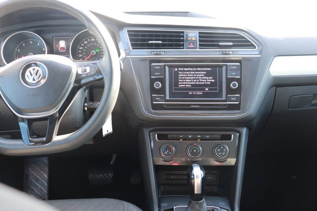 Used 2020 Volkswagen Tiguan S FWD image 16