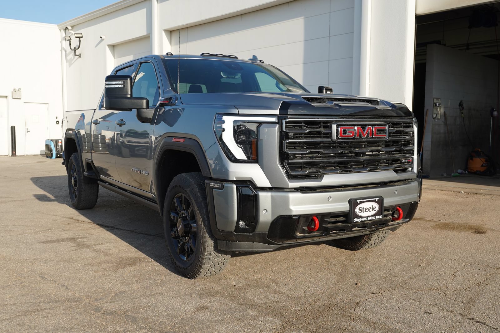 New 2026 GMC Sierra 2500 AT4 w/ AT4 Premium Plus Package AWD/4WD image 3