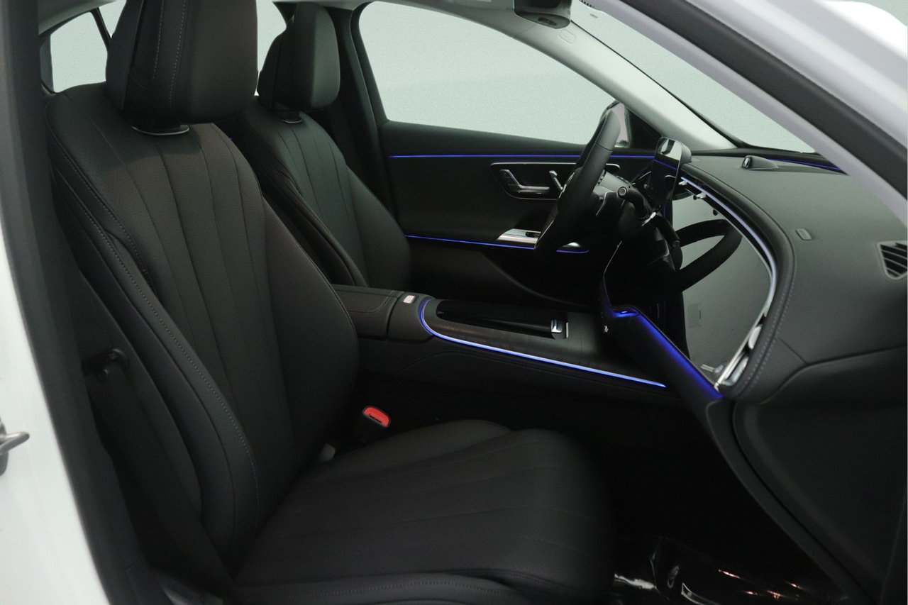 New 2026 Mercedes-Benz E 450 4MATIC Sedan image 12