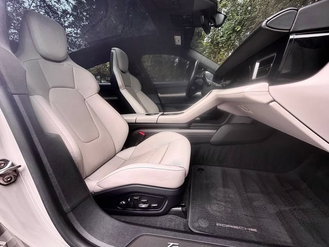 Used 2021 Porsche Taycan Turbo AWD/4WD image 27