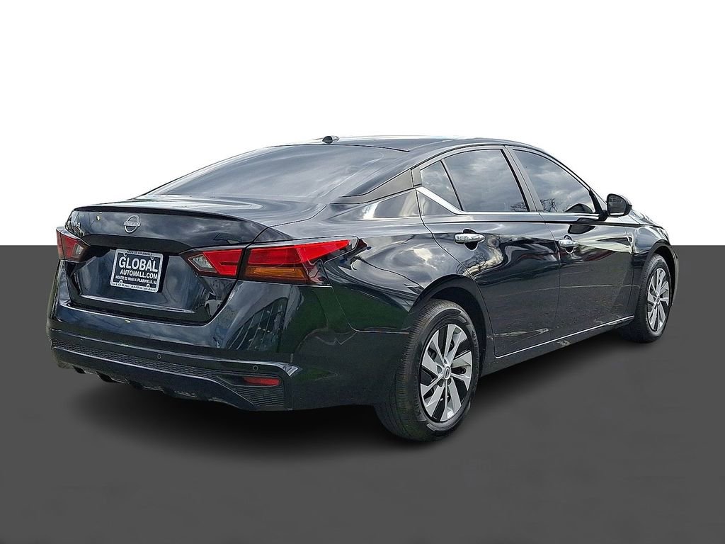 Used 2025 Nissan Altima 2.5 S image 7
