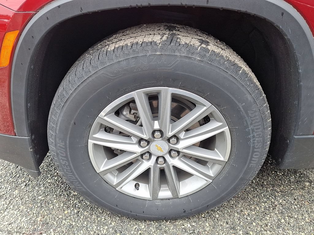 Used 2023 Chevrolet Traverse LT FWD image 5