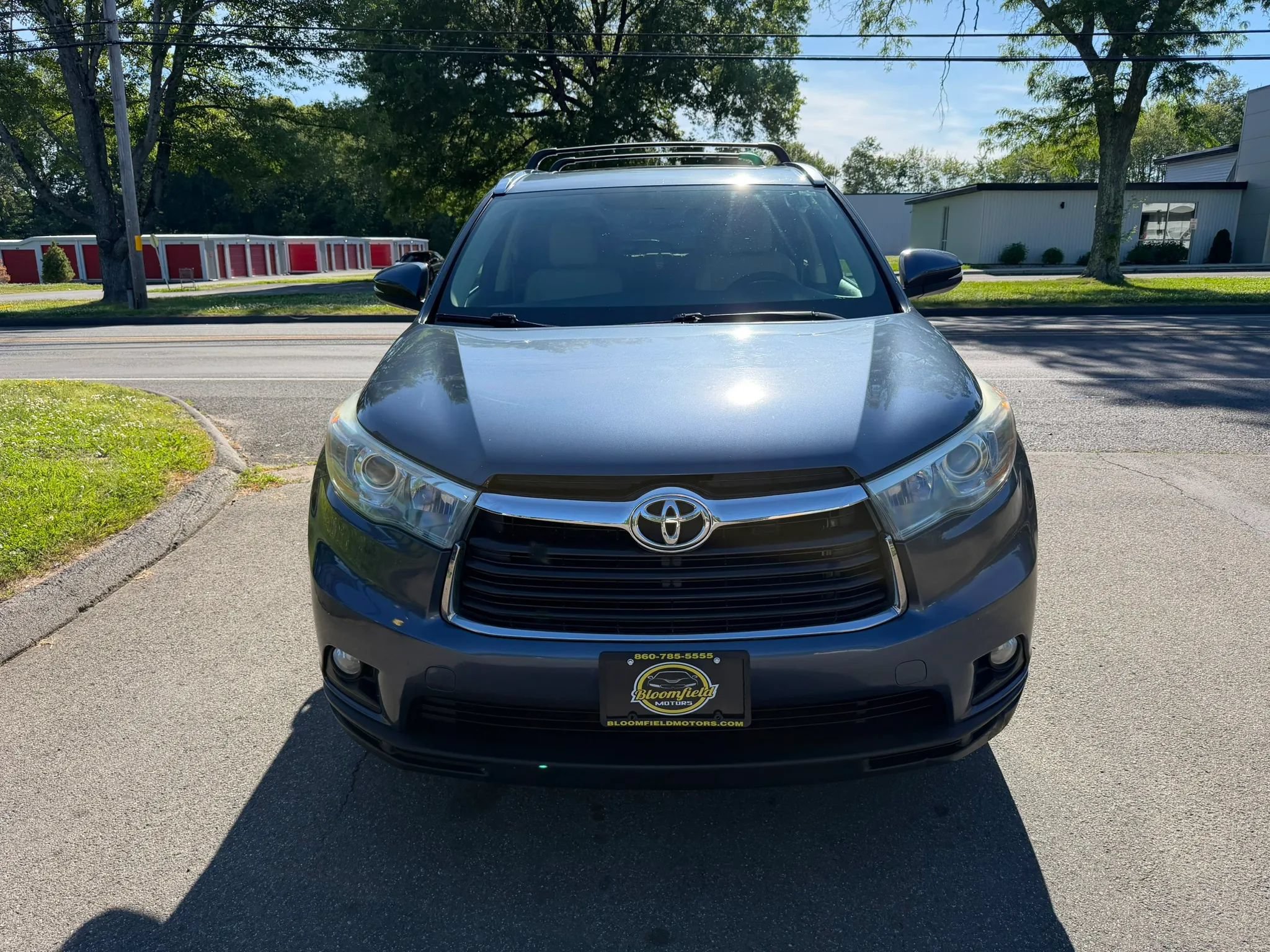 Used 2015 Toyota Highlander XLE FWD image 2