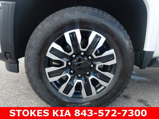 Used 2024 GMC Sierra 3500 Denali Ultimate image 10