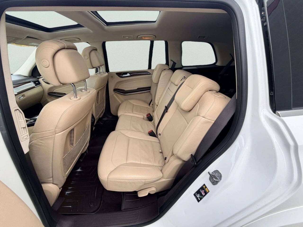 Used 2019 Mercedes-Benz GLS 550 4MATIC image 27