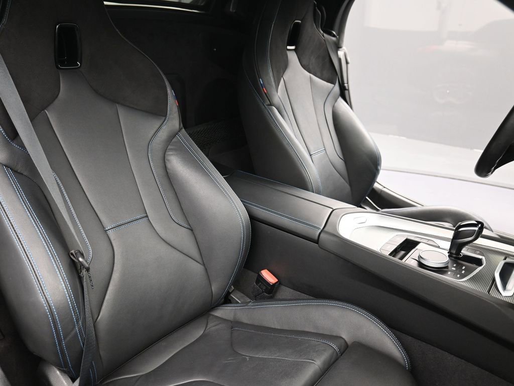 Used 2023 BMW Z4 M40i w/ Premium Package image 17