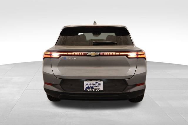 New 2026 Chevrolet Equinox EV LT image 4