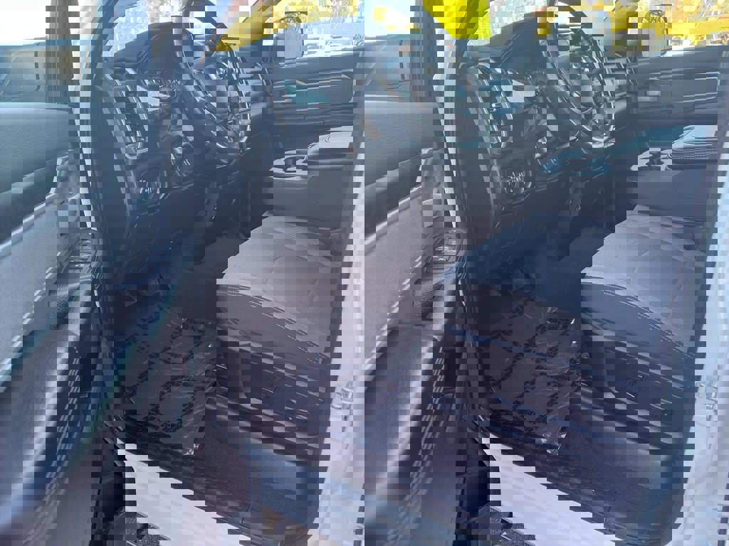 Used 2020 RAM 2500 Big Horn w/ Level 1 Equipment Group image 7