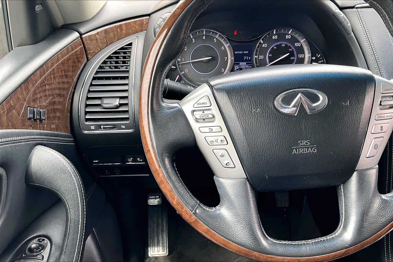 Used 2015 INFINITI QX80 4WD w/ Theater Package image 24