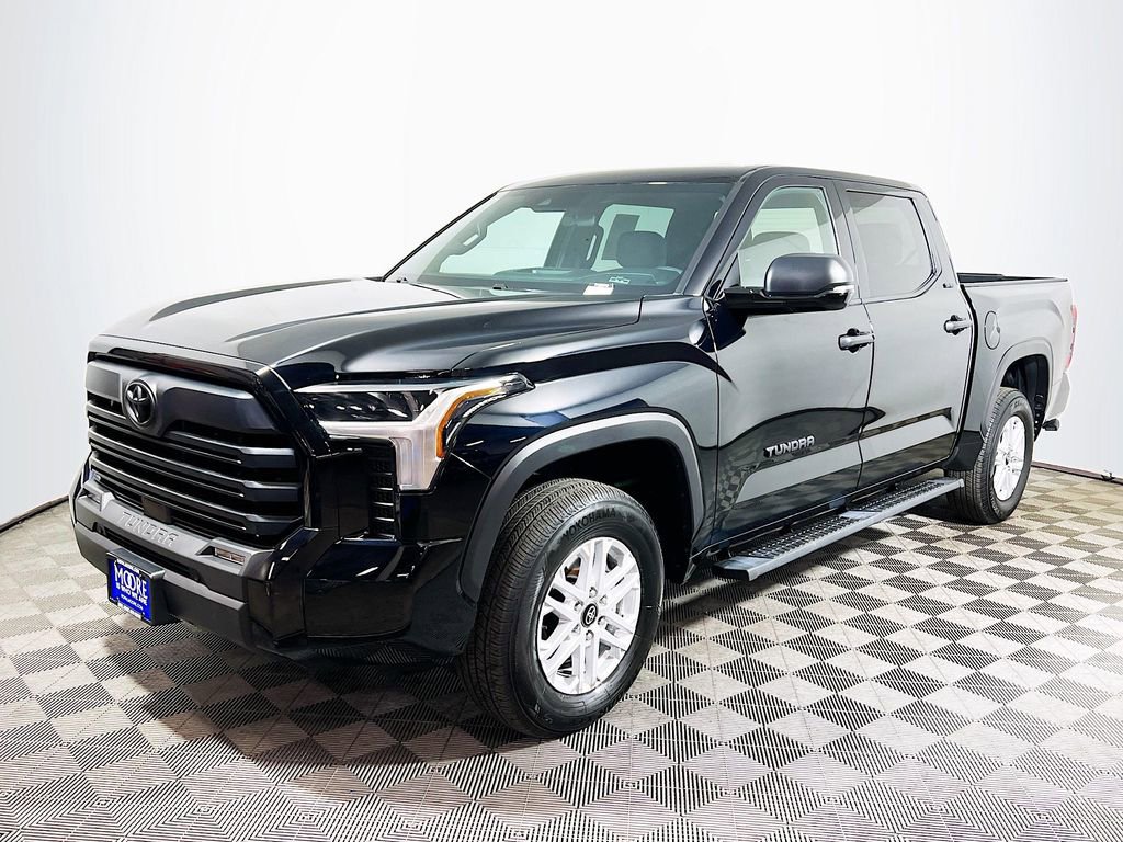 Used 2025 Toyota Tundra SR5 w/ SR5 Convenience Package AWD/4WD image 4
