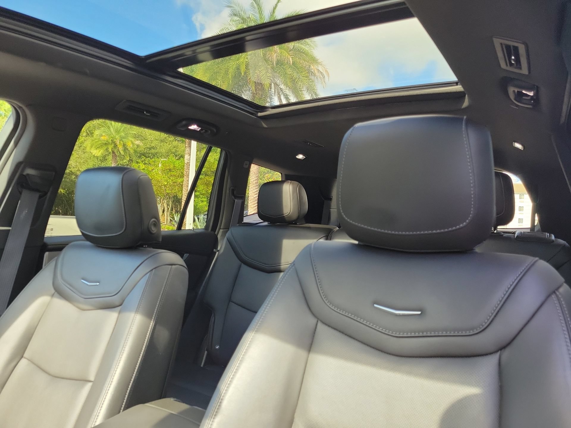 Used 2024 Cadillac XT6 Premium Luxury FWD image 30