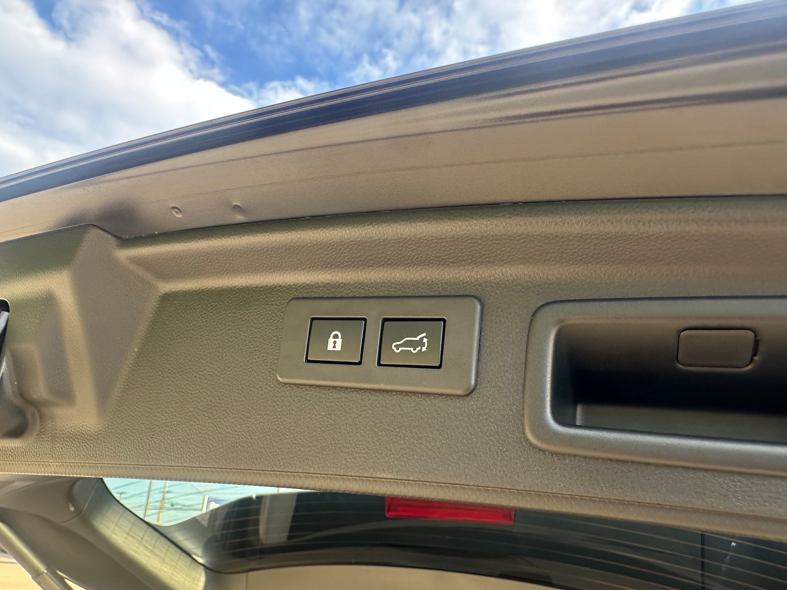 Used 2024 Subaru Forester Limited AWD/4WD image 19