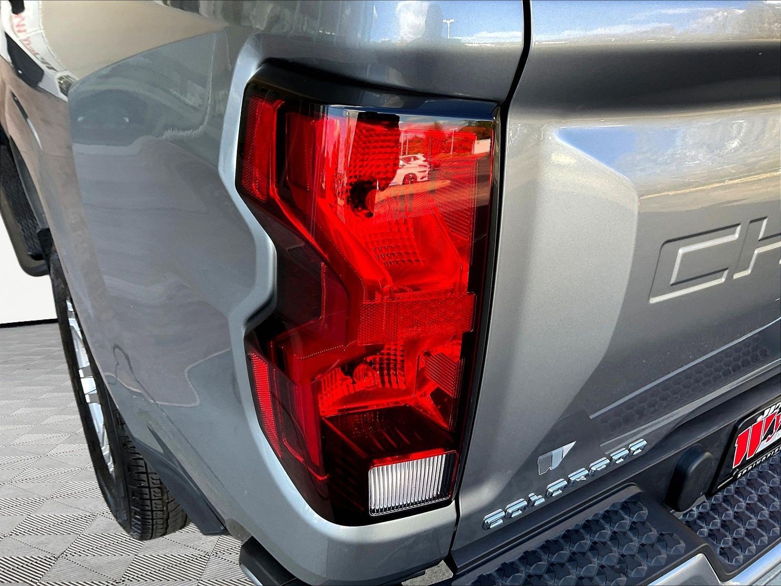 Used 2024 Chevrolet Colorado LT w/ LT Convenience Package RWD image 23