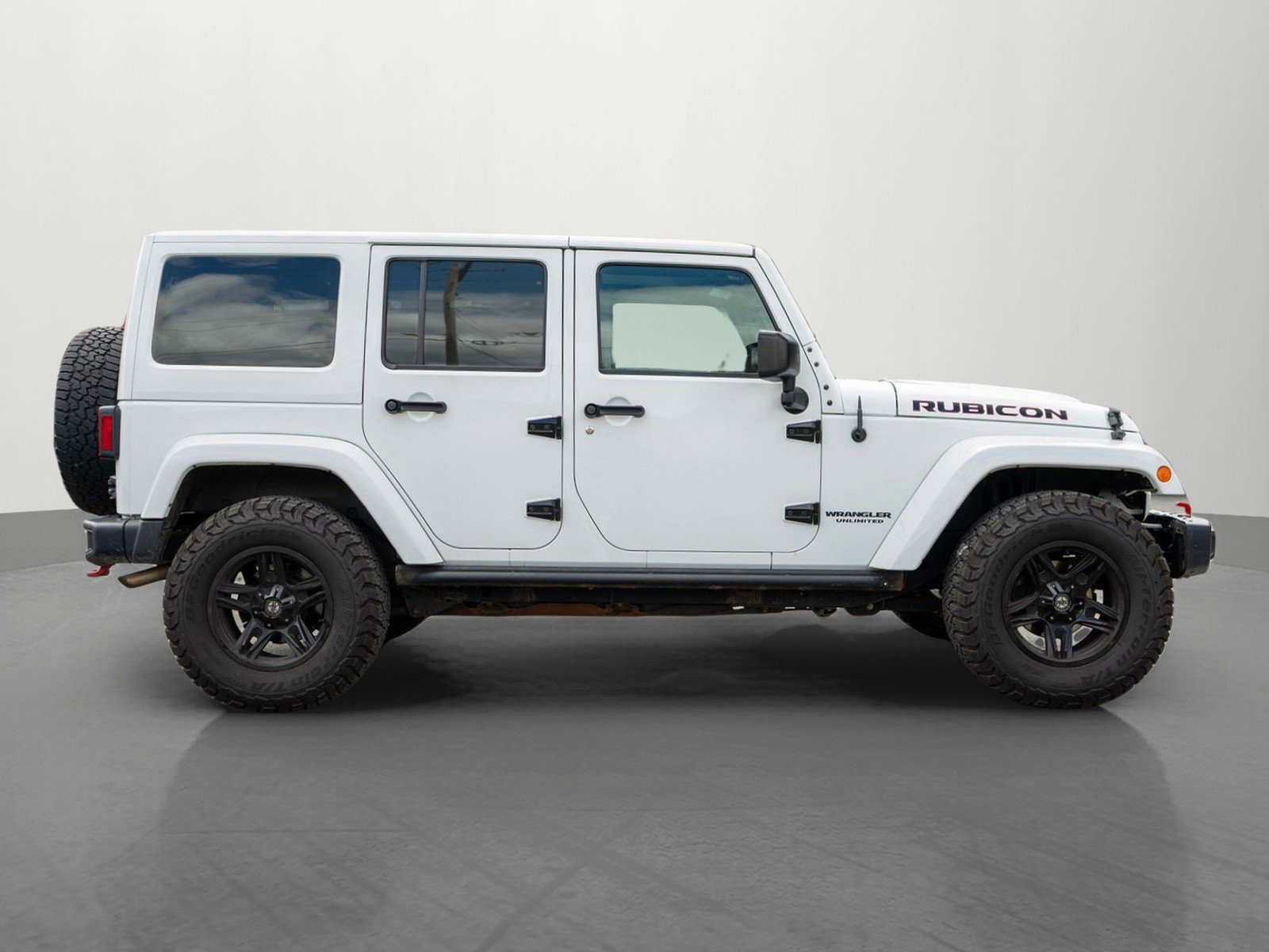 Used 2017 Jeep Wrangler Unlimited Rubicon AWD/4WD image 8