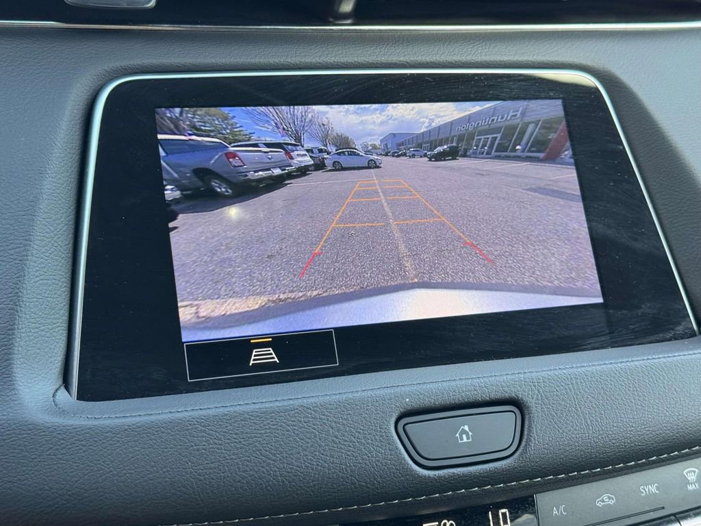 Used 2023 Cadillac XT4 Premium Luxury w/ Cold Weather Package AWD/4WD image 25