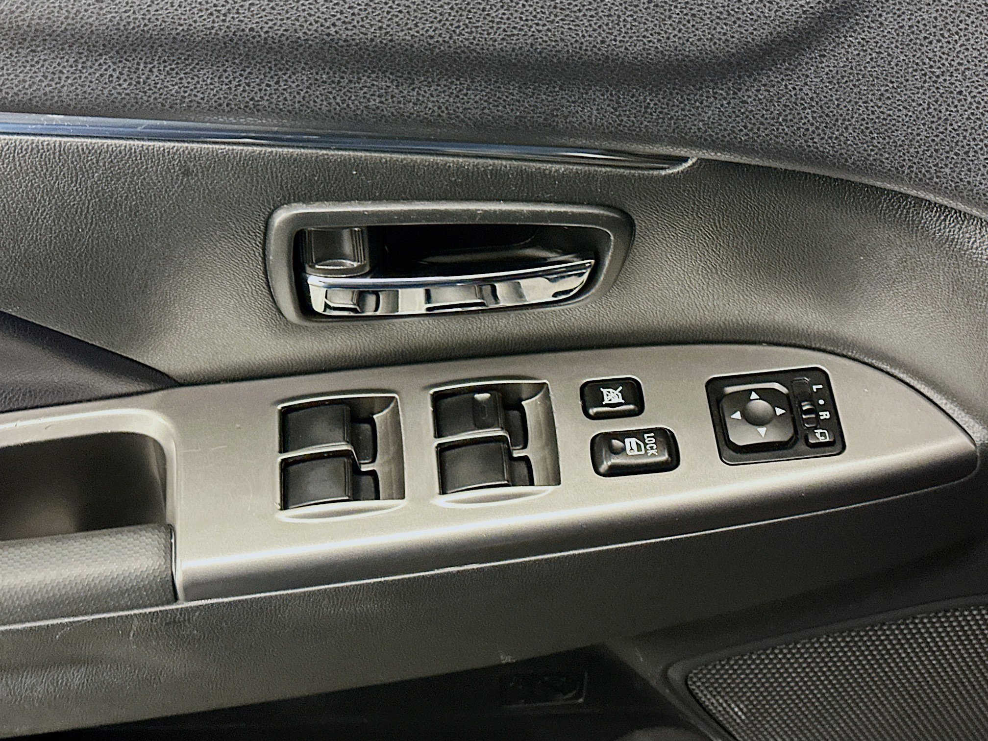 Used 2024 Mitsubishi Outlander Sport AWD image 15