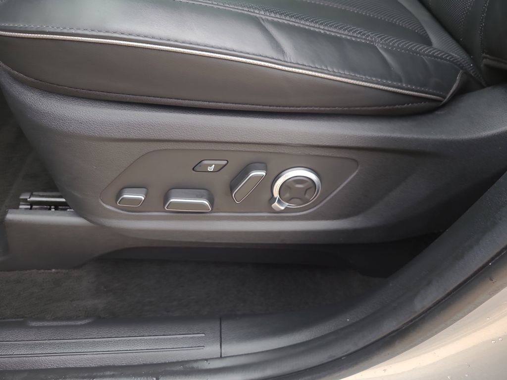 Used 2024 Hyundai Palisade Calligraphy FWD image 20