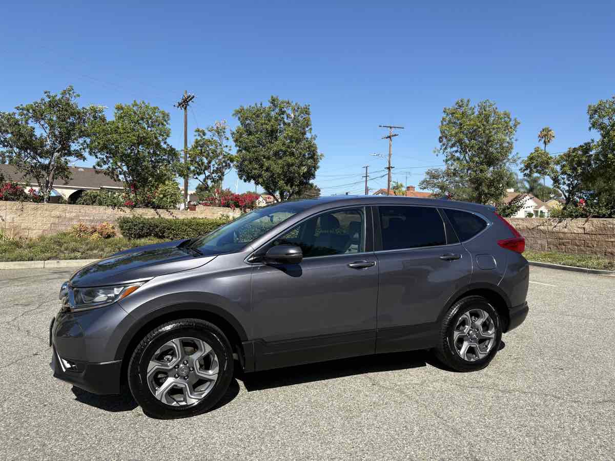 Used 2017 Honda CR-V EX image 7
