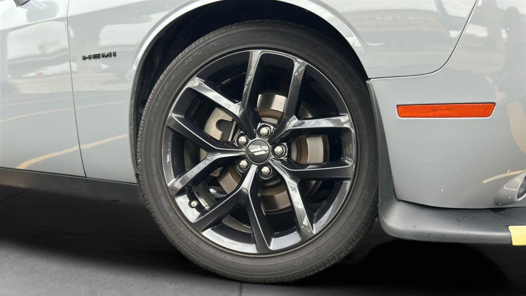 Used 2022 Dodge Challenger R/T w/ Blacktop Package RWD image 31