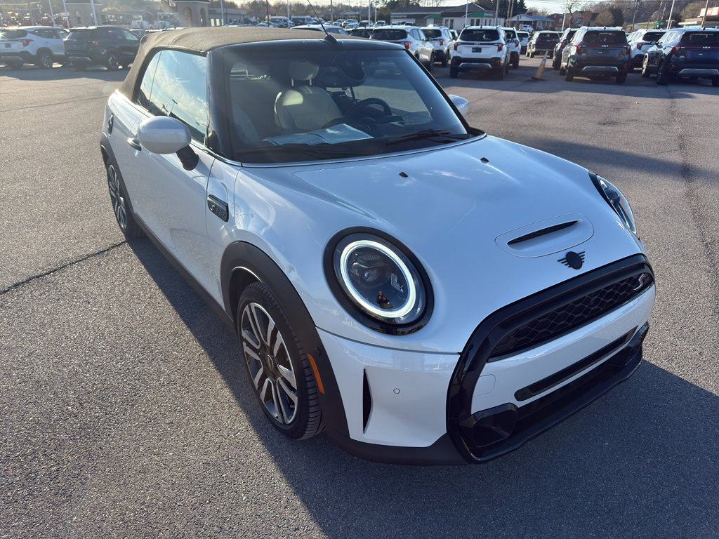 Used 2024 MINI Cooper S image 9