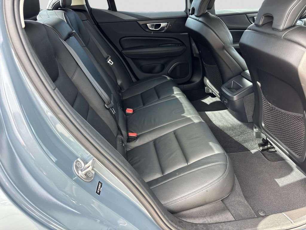 Used 2024 Volvo S60 B5 Plus image 12