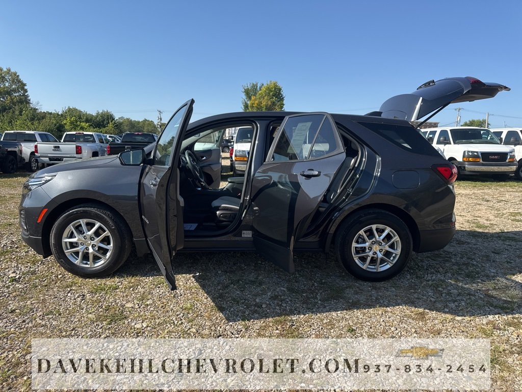 Used 2022 Chevrolet Equinox LS w/ LS Convenience Package image 29