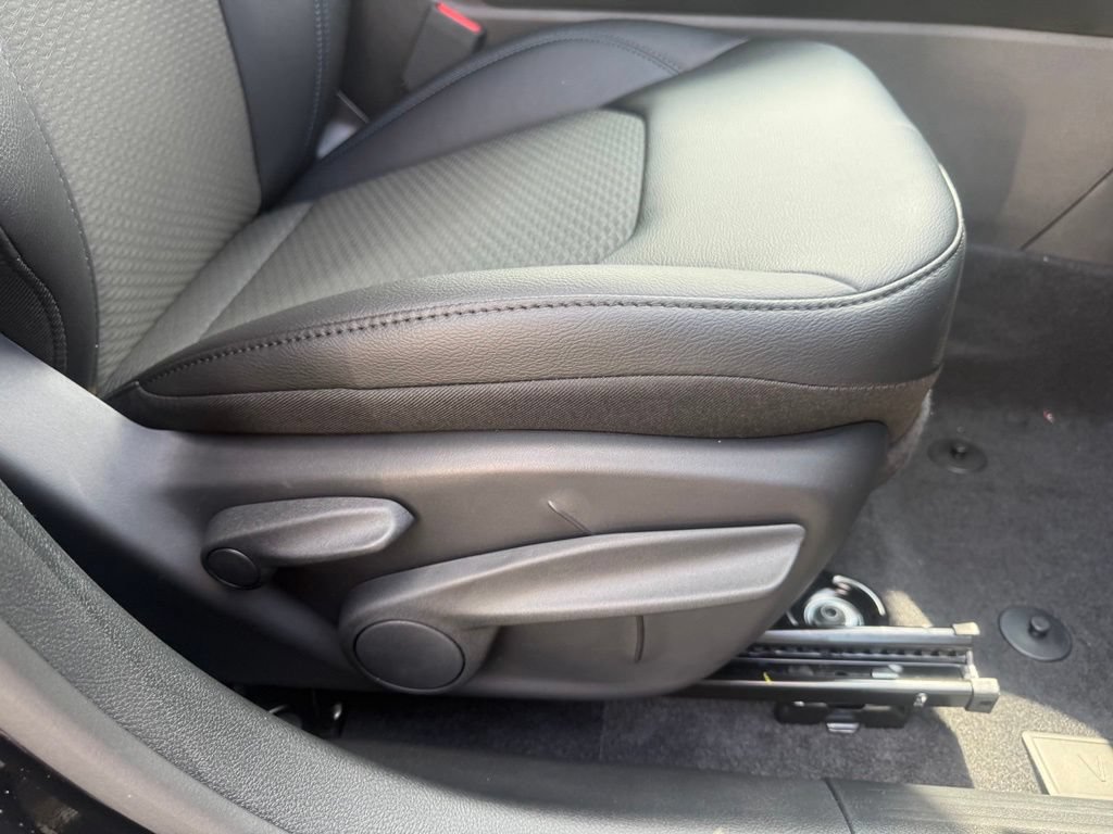 New 2026 Jeep Compass Latitude AWD/4WD image 51
