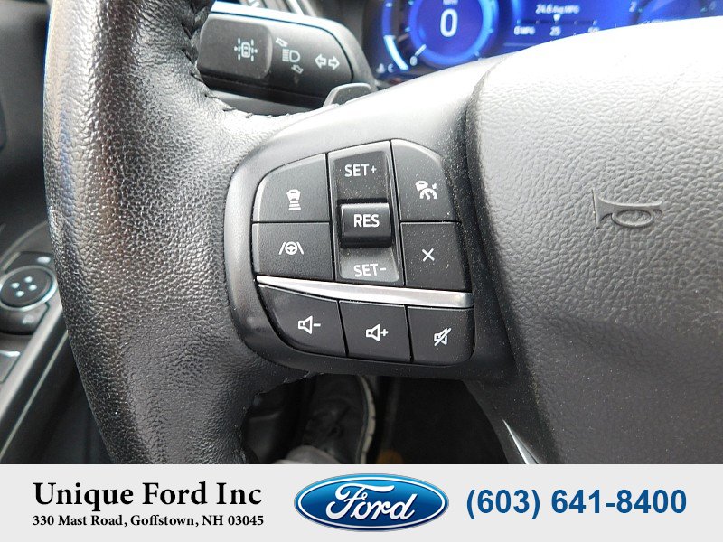 Used 2020 Ford Escape Titanium AWD/4WD image 17