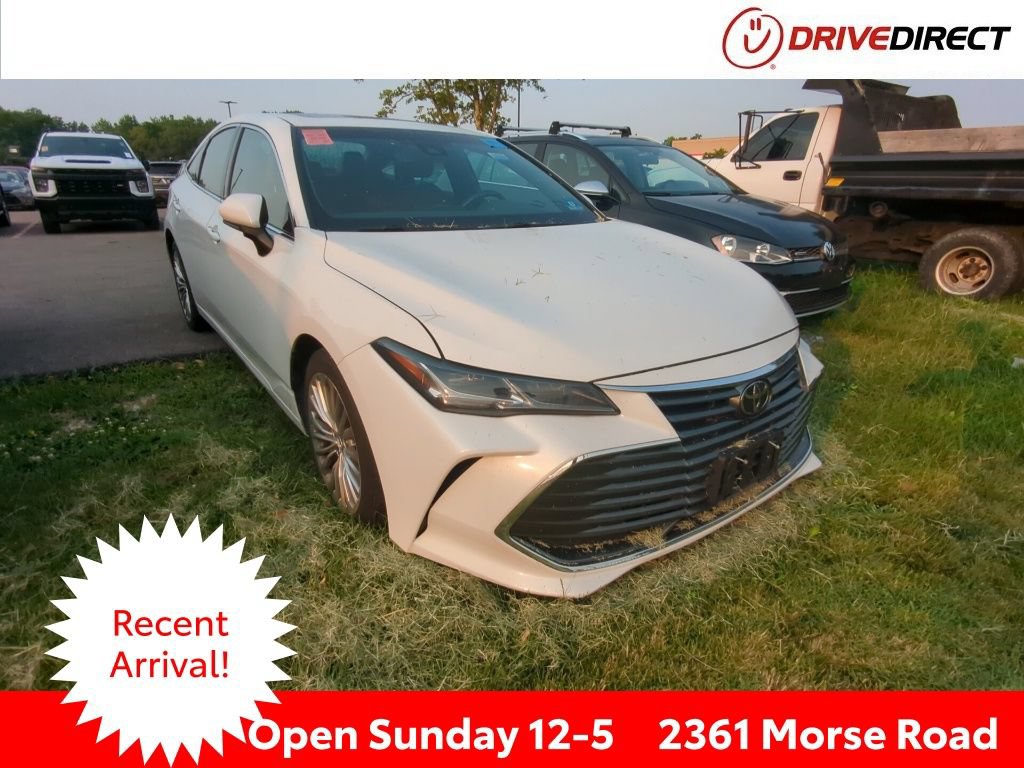 Used 2019 Toyota Avalon Limited w/ Four Season Floor Mat Package