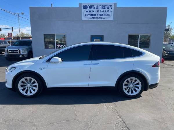 Used 2016 Tesla Model X 90D image 6