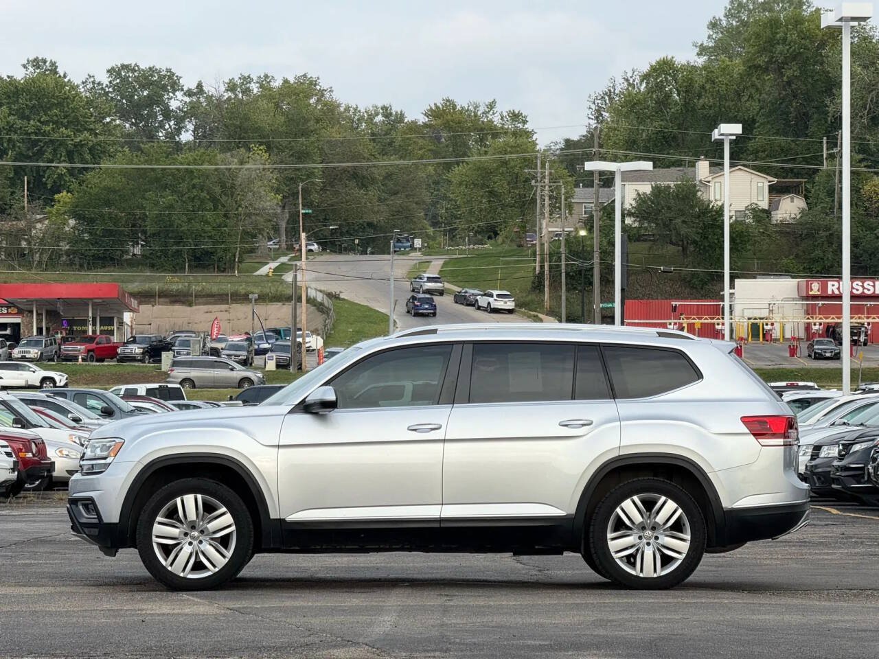 Used 2019 Volkswagen Atlas SEL AWD/4WD image 4