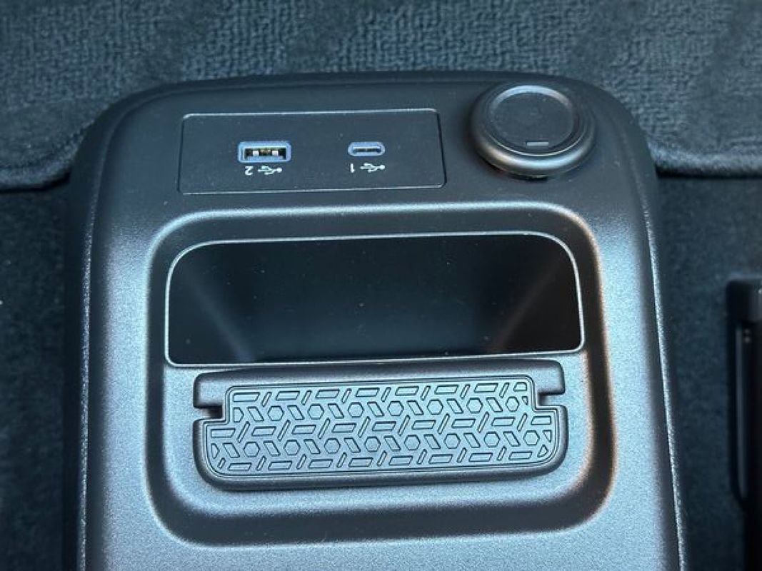 Used 2023 Nissan Ariya Evolve+ image 49