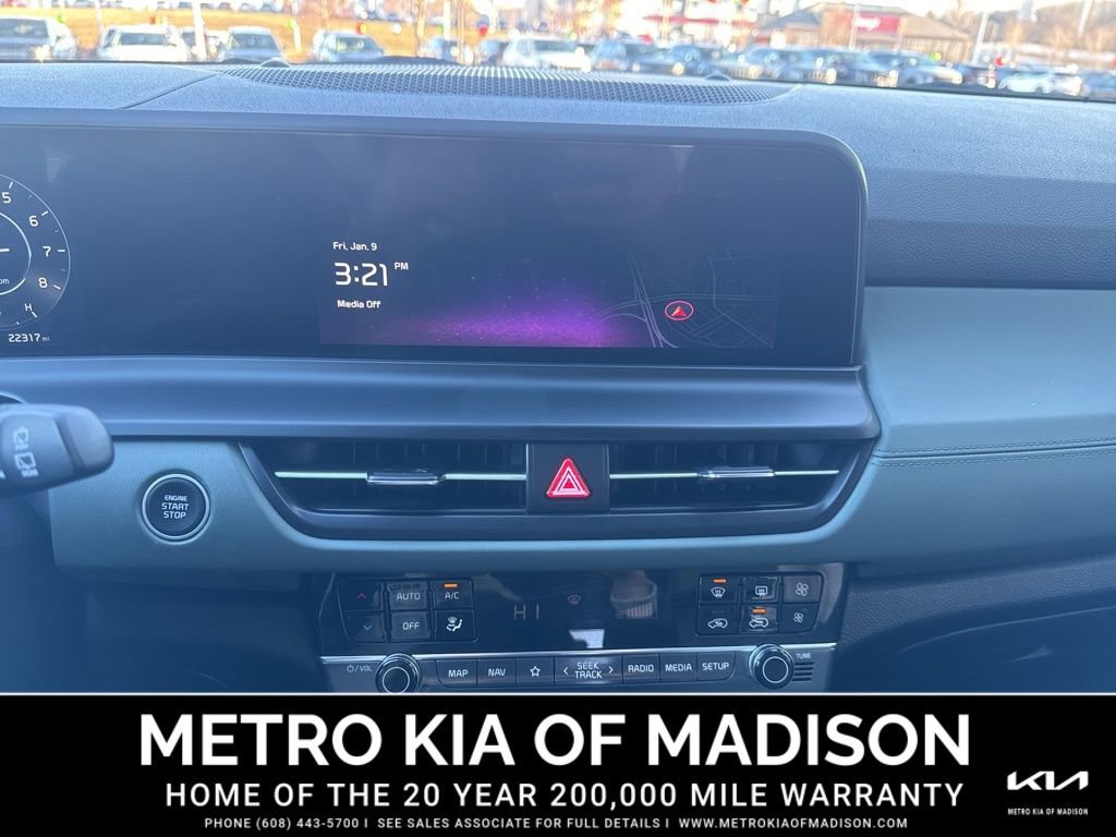 Used 2024 Kia Seltos SX w/ SX Sunroof Package image 21