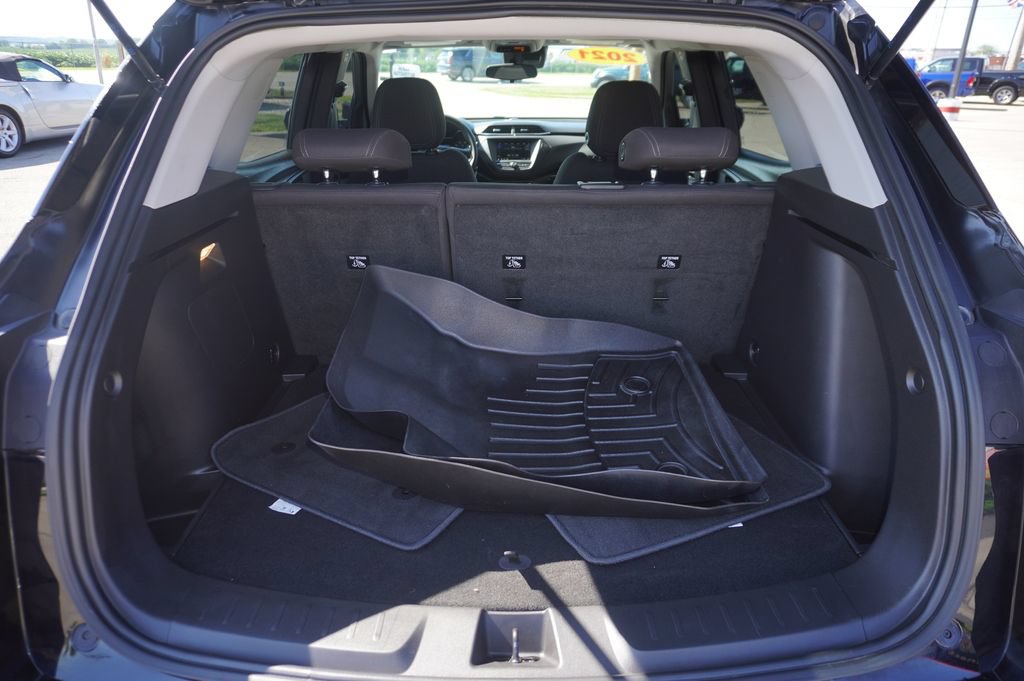 Used 2021 Chevrolet TrailBlazer LS FWD image 26