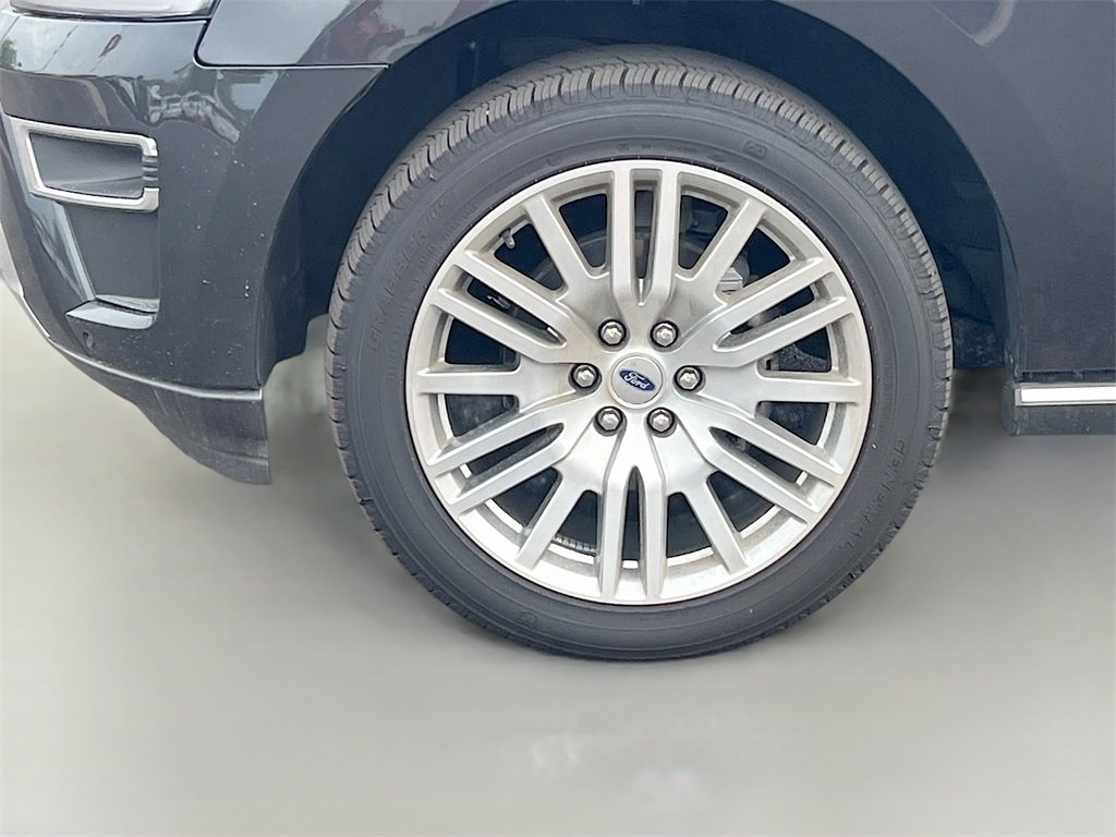 Used 2024 Ford Expedition Limited image 34