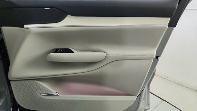 New 2026 Volvo EX90 Plus AWD/4WD image 39