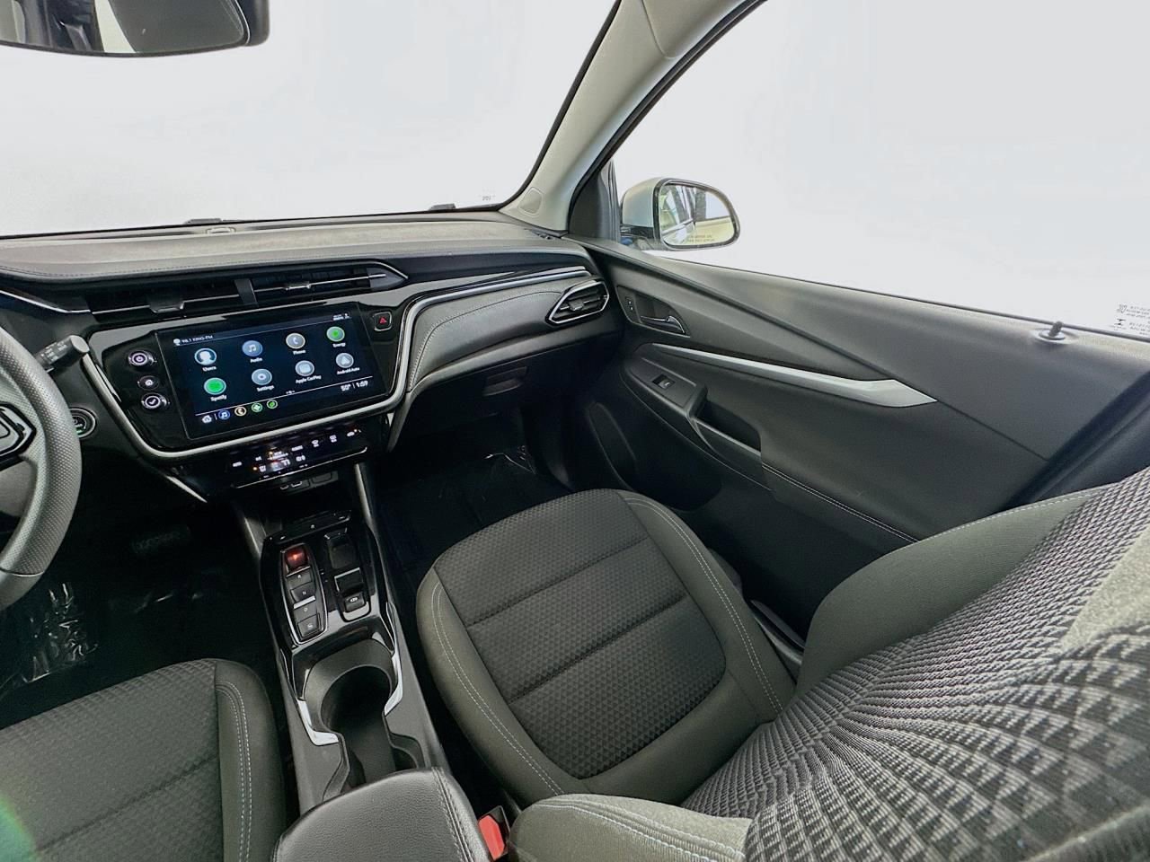 Used 2023 Chevrolet Bolt EUV LT FWD image 12