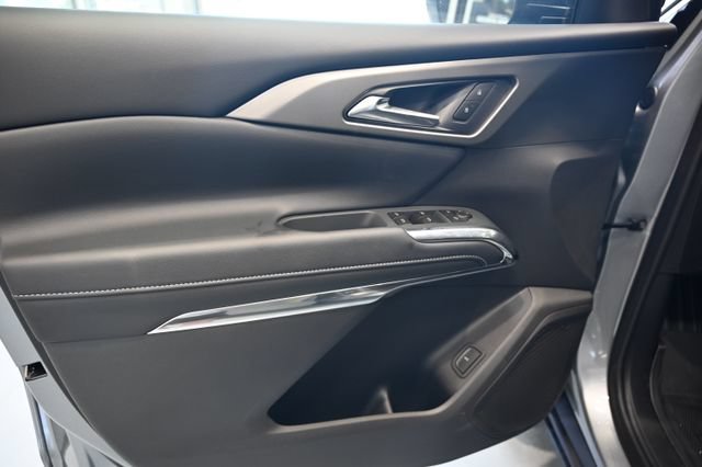 New 2026 Chevrolet Traverse LT w/ LPO, Floor Liner Package FWD image 25