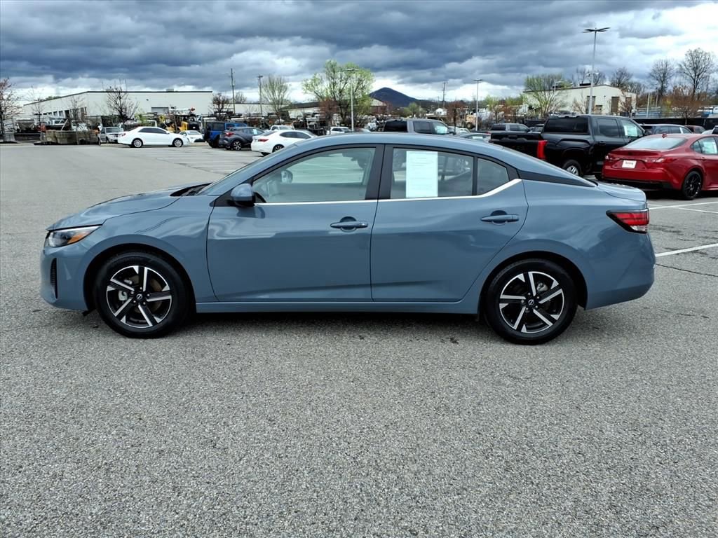 Used 2024 Nissan Sentra SV image 8