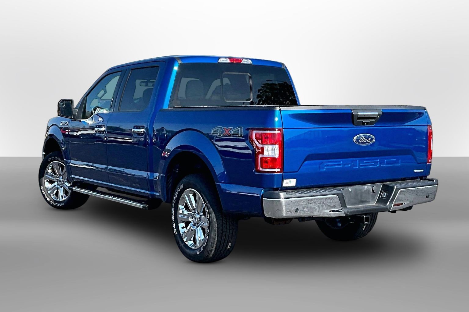 Used 2018 Ford F150 XLT w/ Equipment Group 302A Luxury AWD/4WD image 10