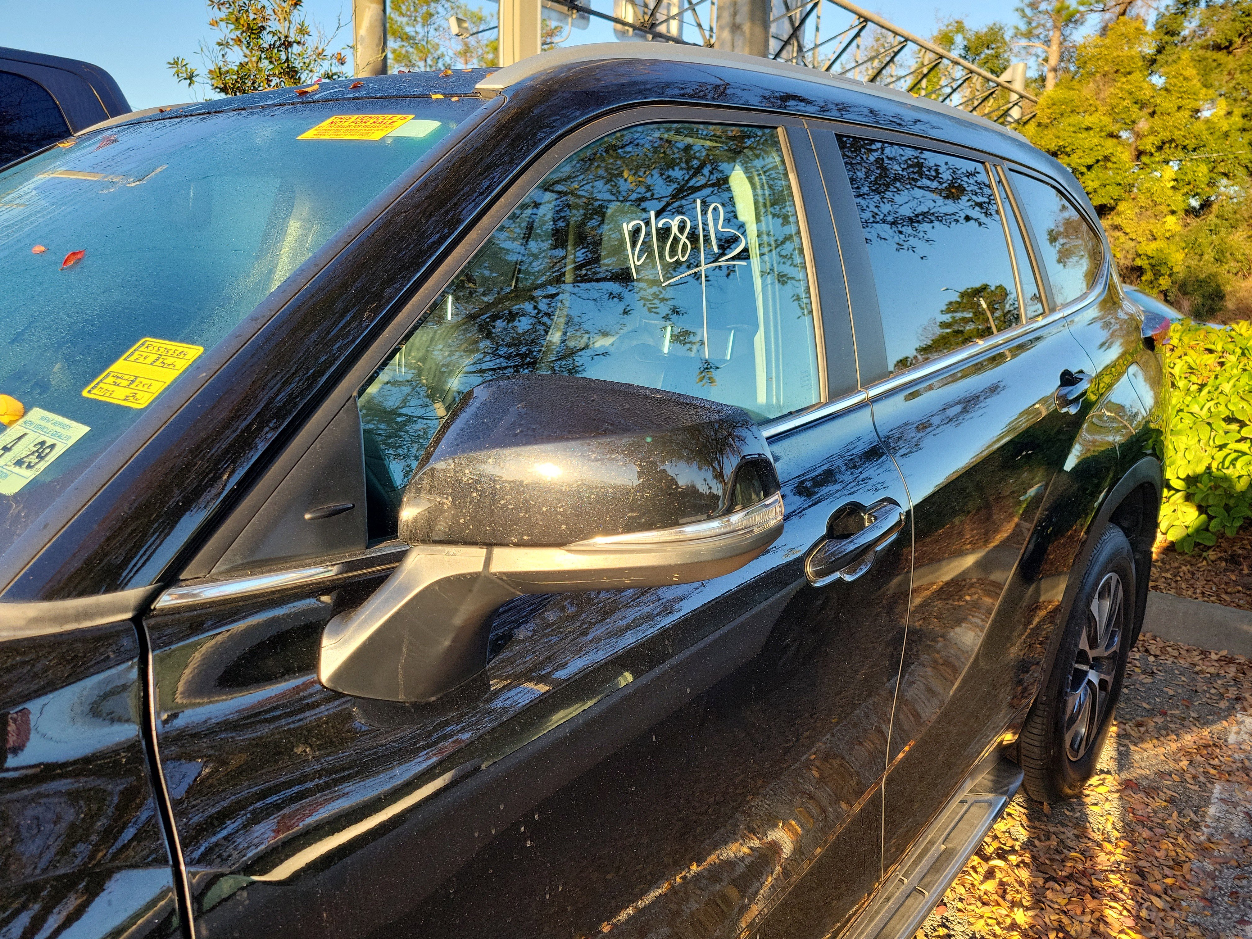 Used 2024 Toyota Highlander XLE image 23