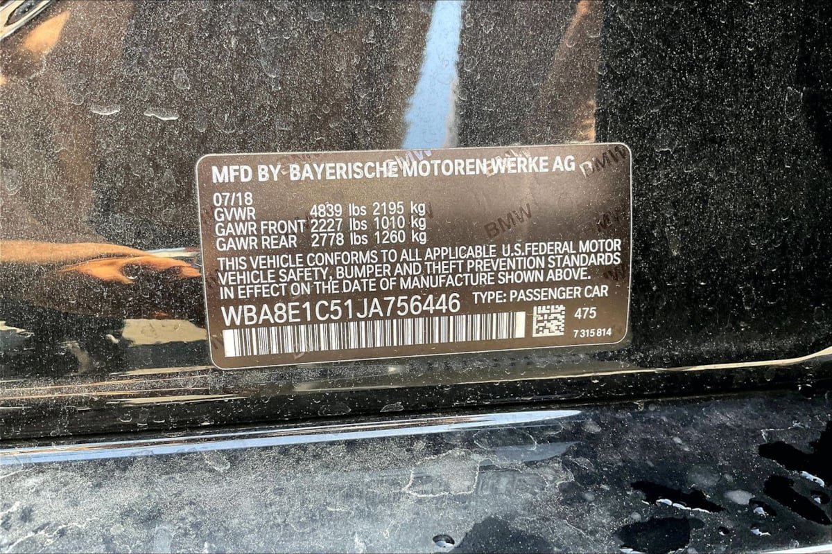 Used 2018 BMW 330e w/ Convenience Package RWD image 33