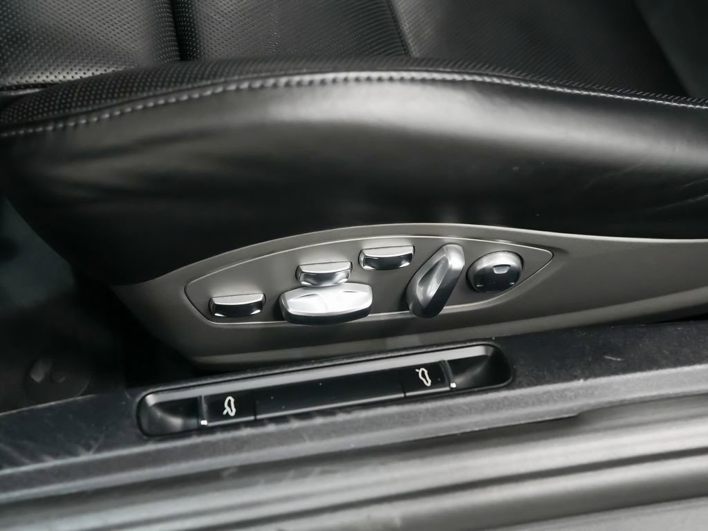 Certified 2019 Porsche 911 Carrera GTS image 21