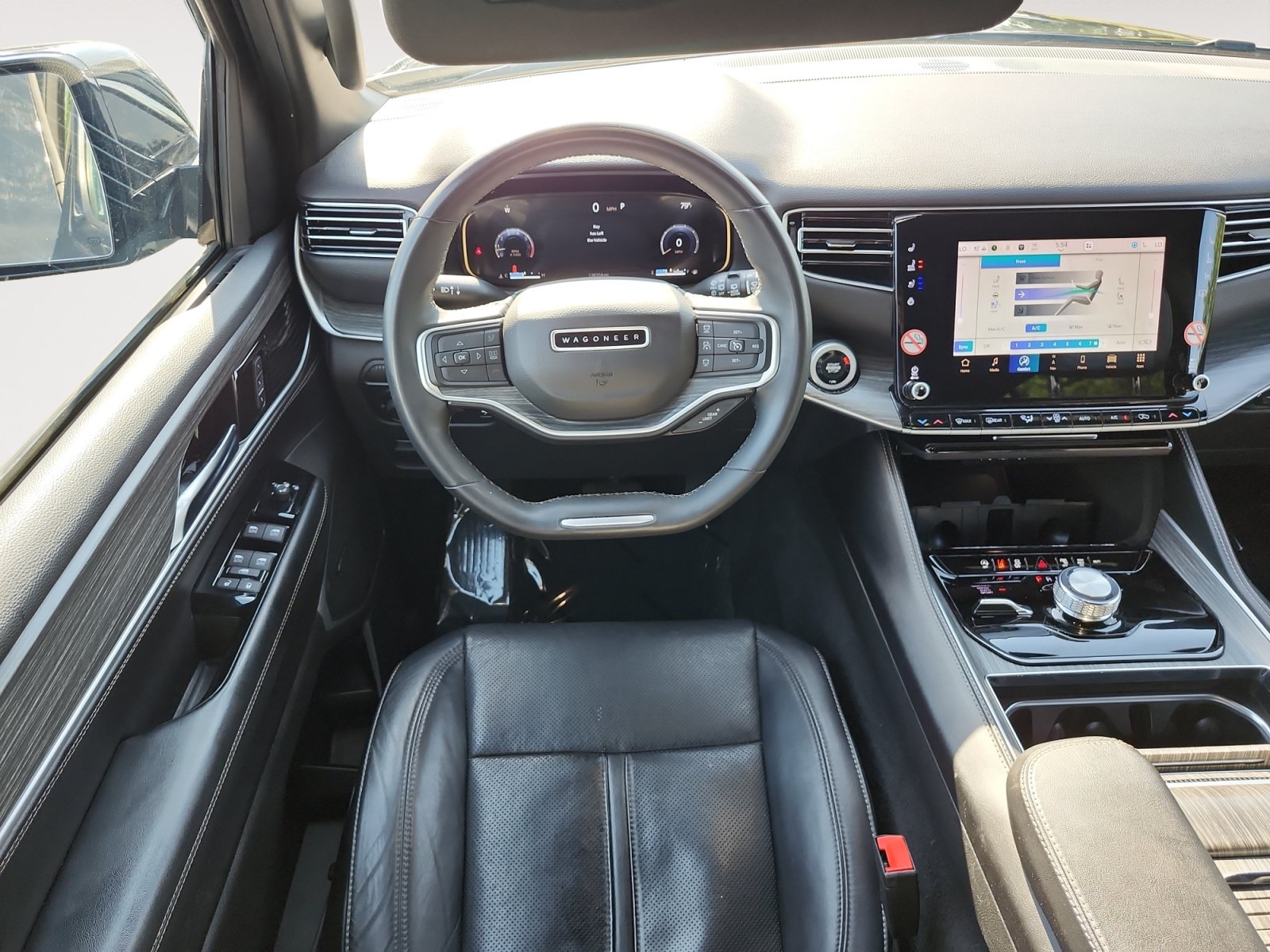 Used 2024 Jeep Wagoneer Series II w/ Flexible Seating Group AWD/4WD image 11
