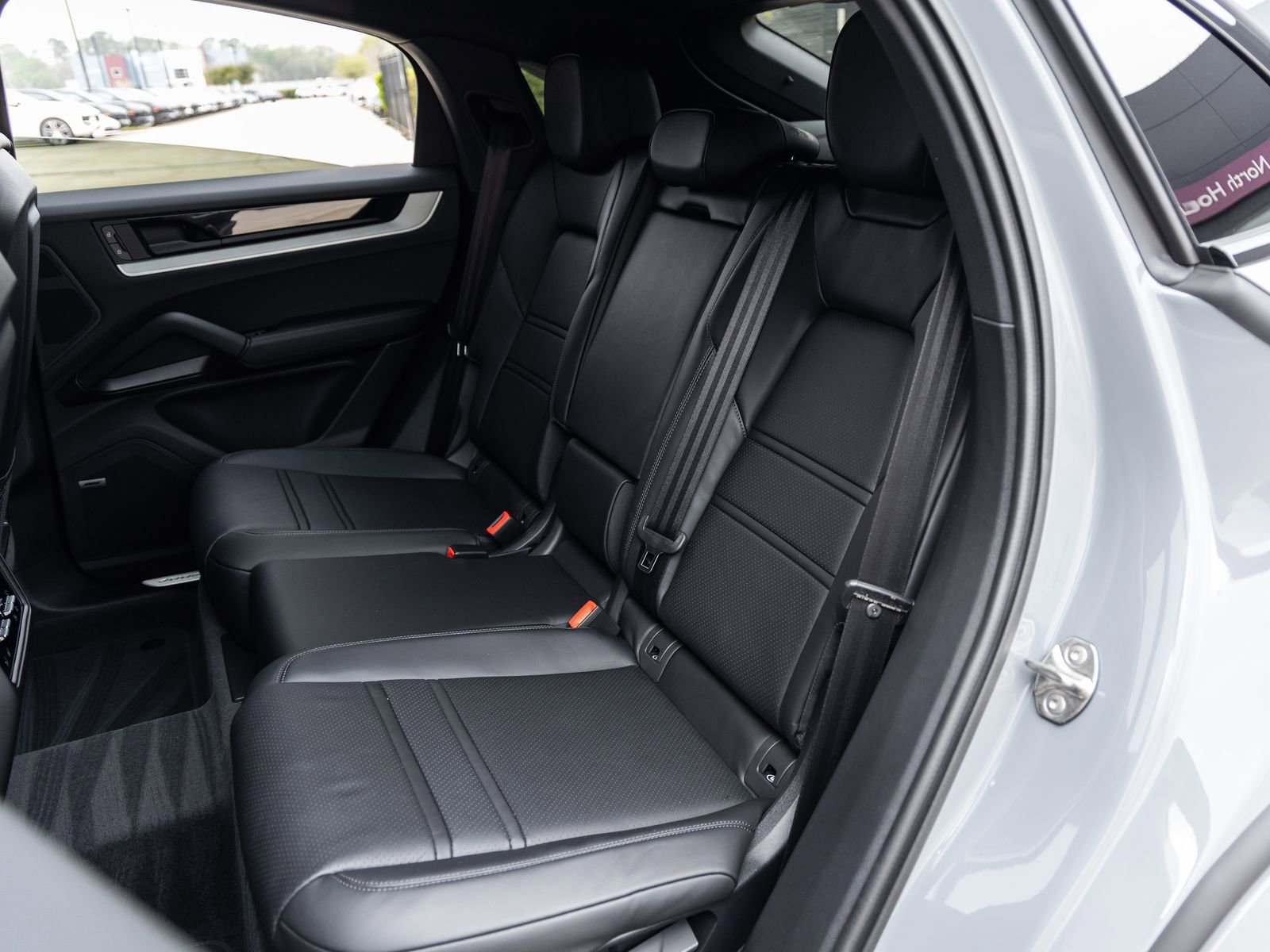 New 2026 Porsche Cayenne Coupe image 37