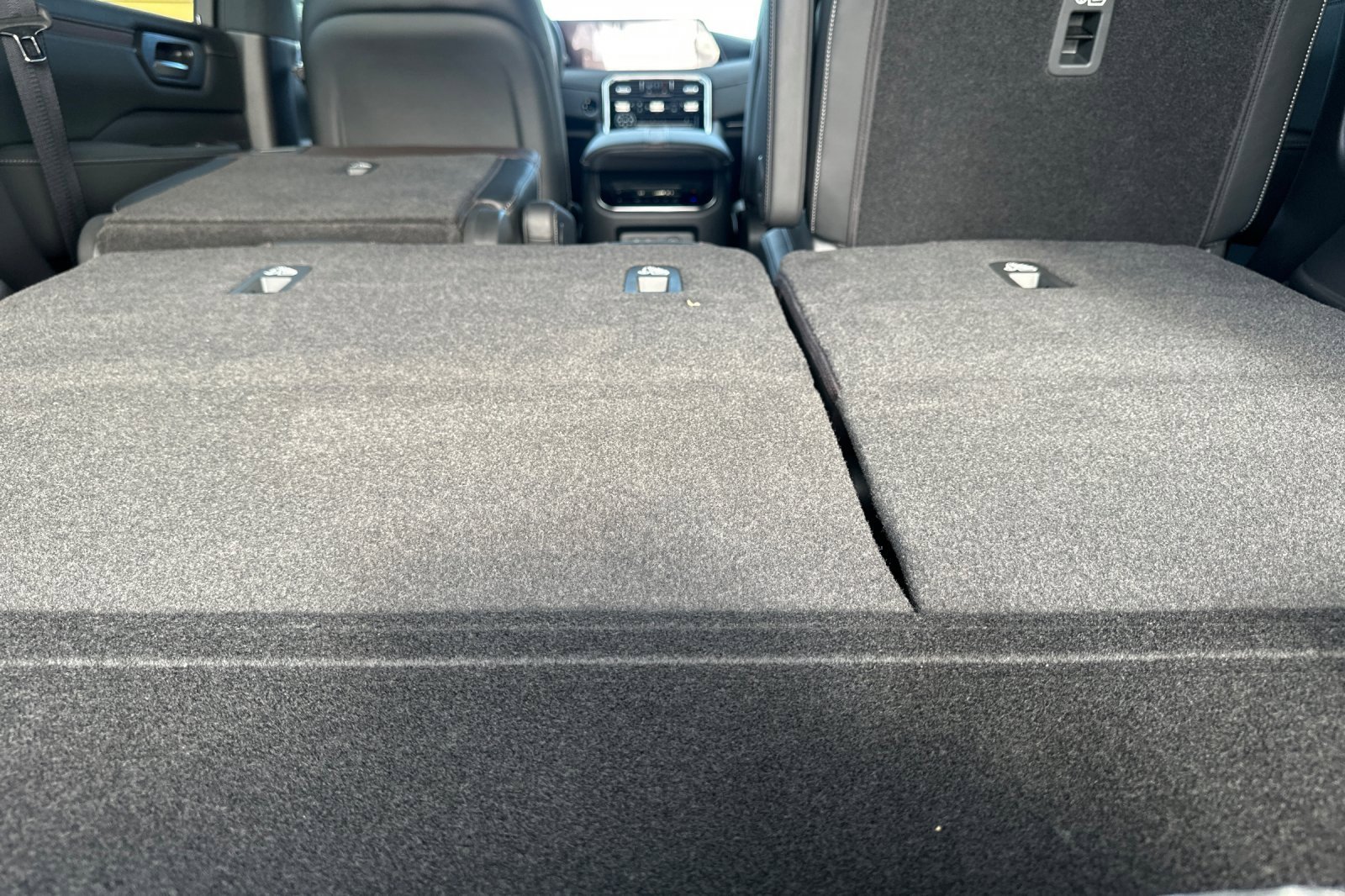 New 2026 Nissan Armada SL w/ Captain's Chari Seat Package image 13