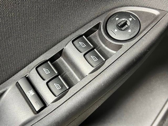 Used 2015 Ford Focus SE image 20