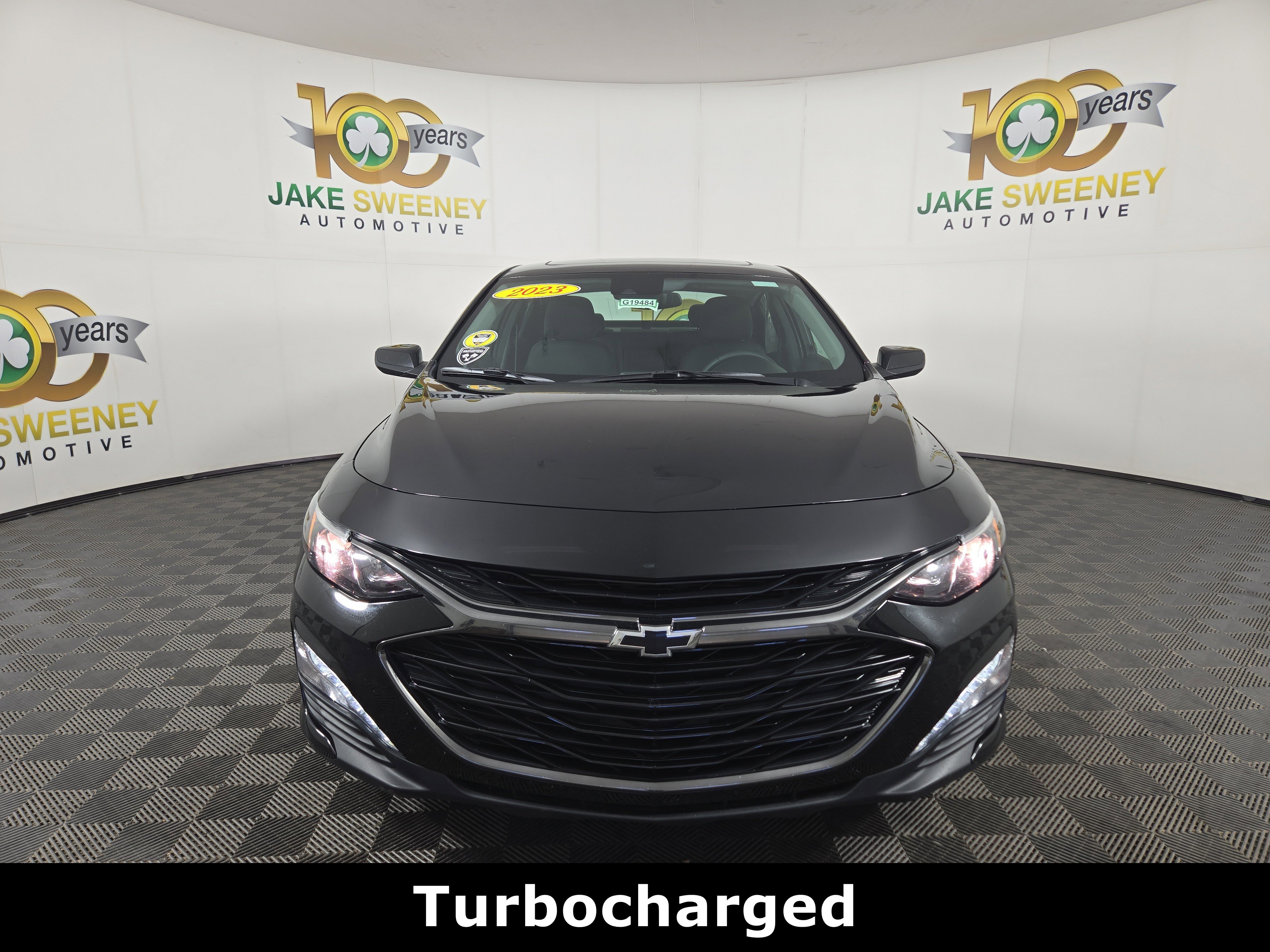 Certified 2023 Chevrolet Malibu LT w/ Midnight Edition image 2