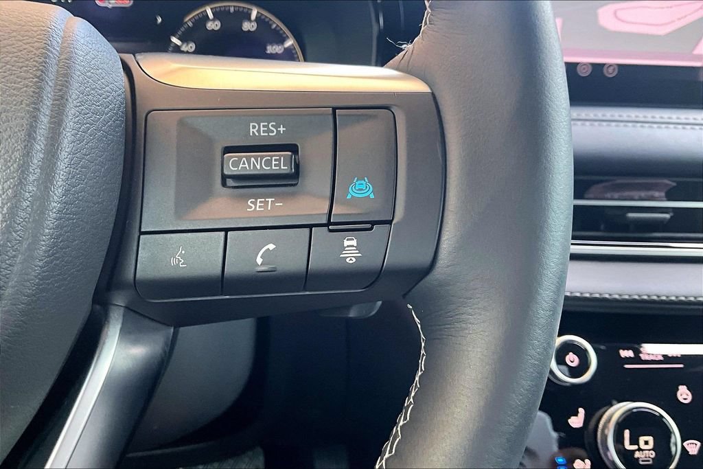 Used 2026 INFINITI QX60 Sport AWD/4WD image 19