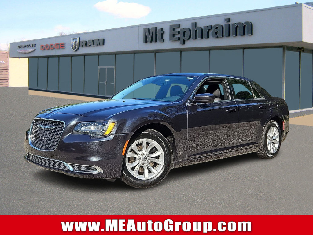 Used 2018 Chrysler 300 Touring
